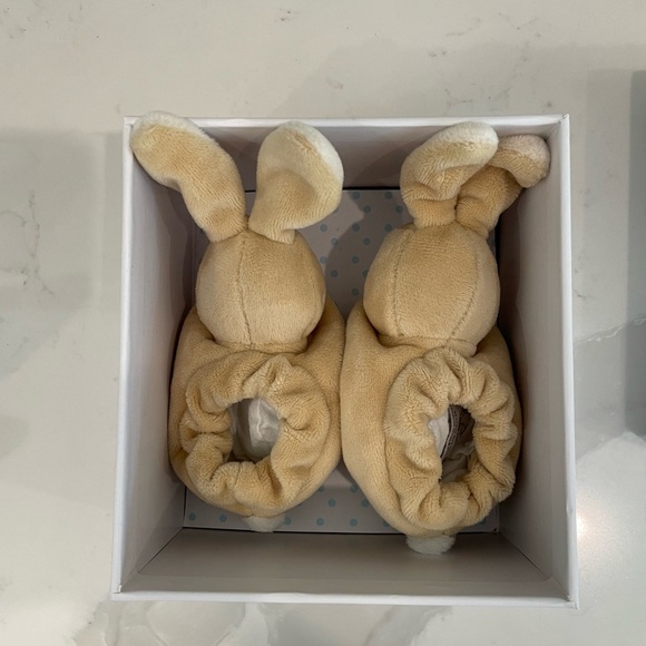 Peter Rabbit Rattle Slippers - Picture 3 of 3